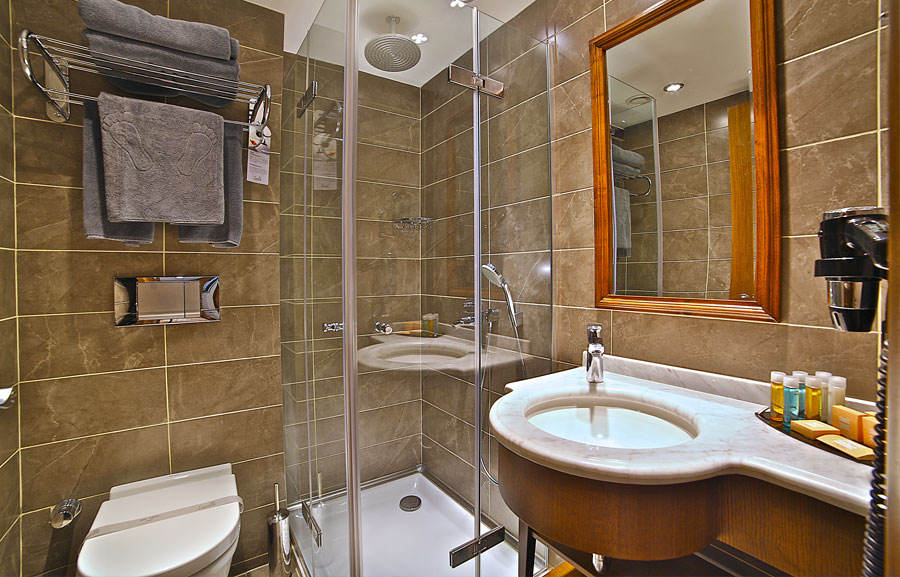 Adelmar Hotel  Bathroom